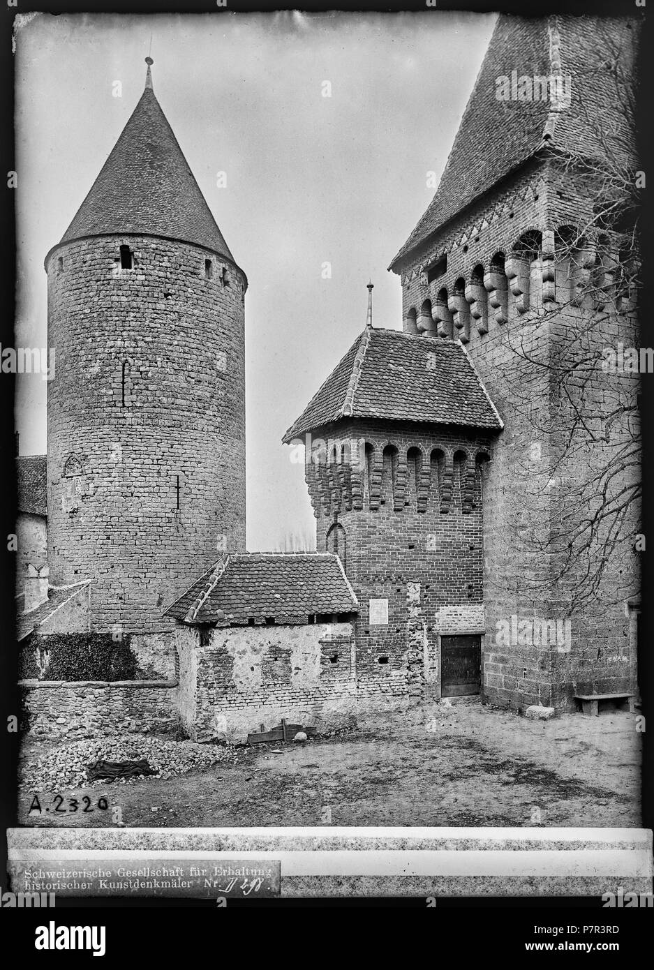 69 CH-NB - Estavayer-le-Lac, Château Chenaux, vue partielle extérieure - Collezione Max van Berchem - EAD-6883 Foto Stock