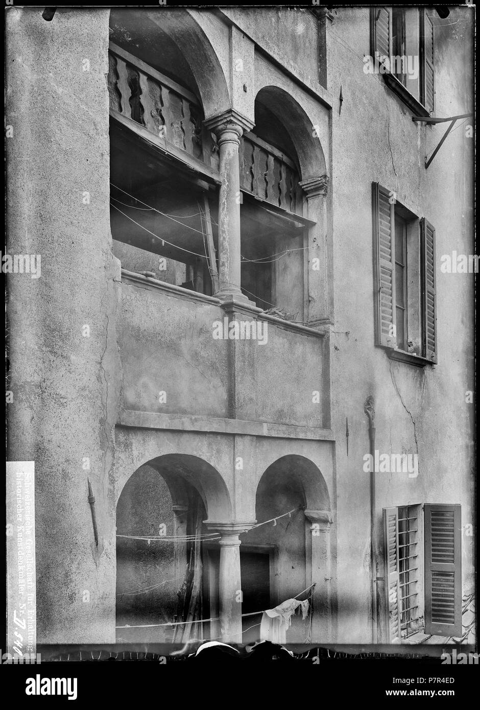 74 CH-NB - Locarno, Casa, vue partielle extérieure - Collezione Max van Berchem - EAD-7127 Foto Stock