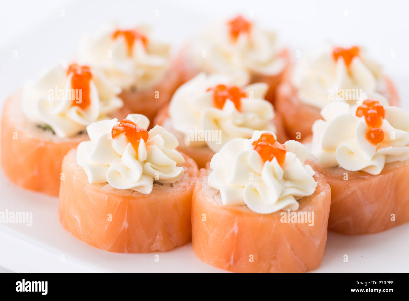 Il cibo giapponese, ristorante sushi gunkan maki roll piatto o vassoio impostato. Set di Sushi e composizione Foto Stock