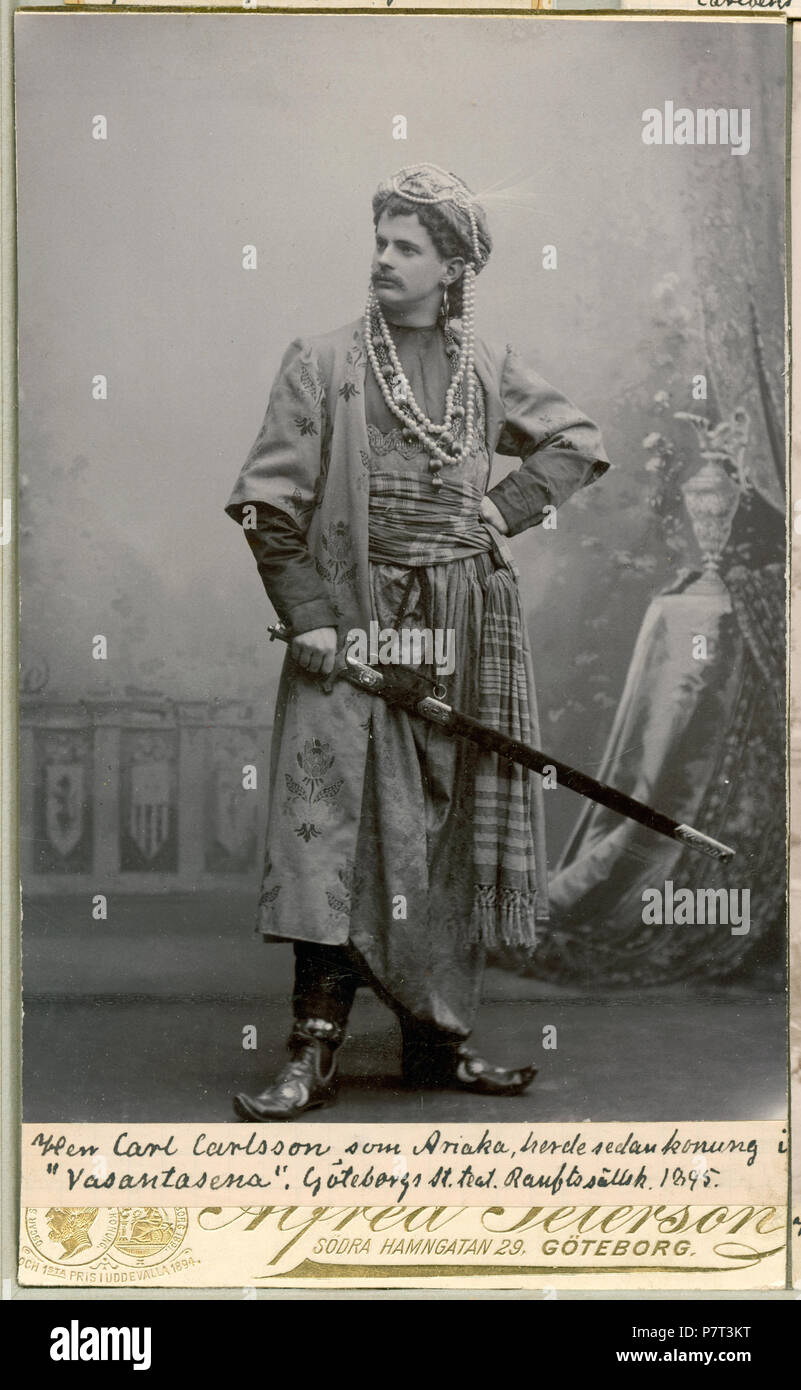 Carl Carlsson som Ariaka ho Vasantasena, Albert Ranfts sällskap på Stora teatern ho Göteborg 1895 60 Carl Carlsson, rollporträtt - SMV - H2 061 Foto Stock