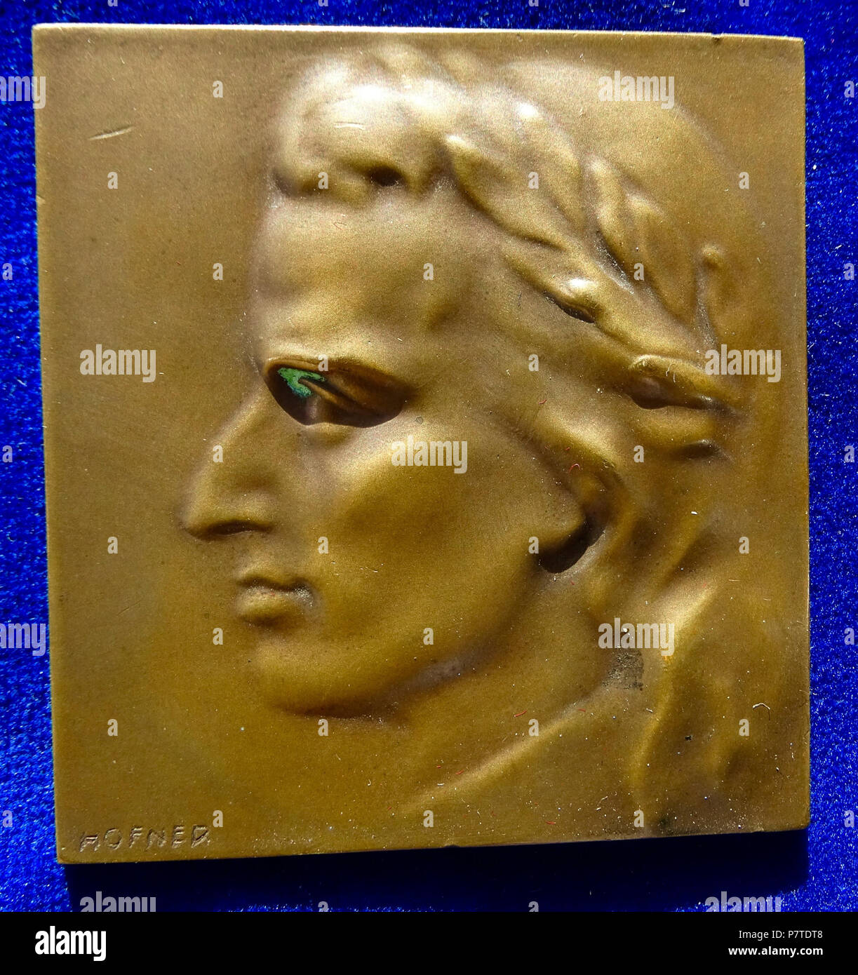 Inglese: Austria, Schiller Bronze-Plaque-medaglia n.d. da Hofner medaglione 54 x 60 mm. Rare. Johann Christoph Friedrich von Schiller, chirurgo e scrittore, 1759 Marbach, Württemberg - 1805 Weimar, Germania testata l., uniface. Wurzbach -; Brettauer -; Adolf Hess, Auktion 222, p. 35, n. 933. Artista: (otto) Hofner, 1879 Wien - 1946 Wien, Austria. Condizione: ammenda estremamente+. 4 giugno 2017, 15:10:40 29 Austria, Schiller Bronze-Plaque-medaglia n.d. da Hofner Foto Stock