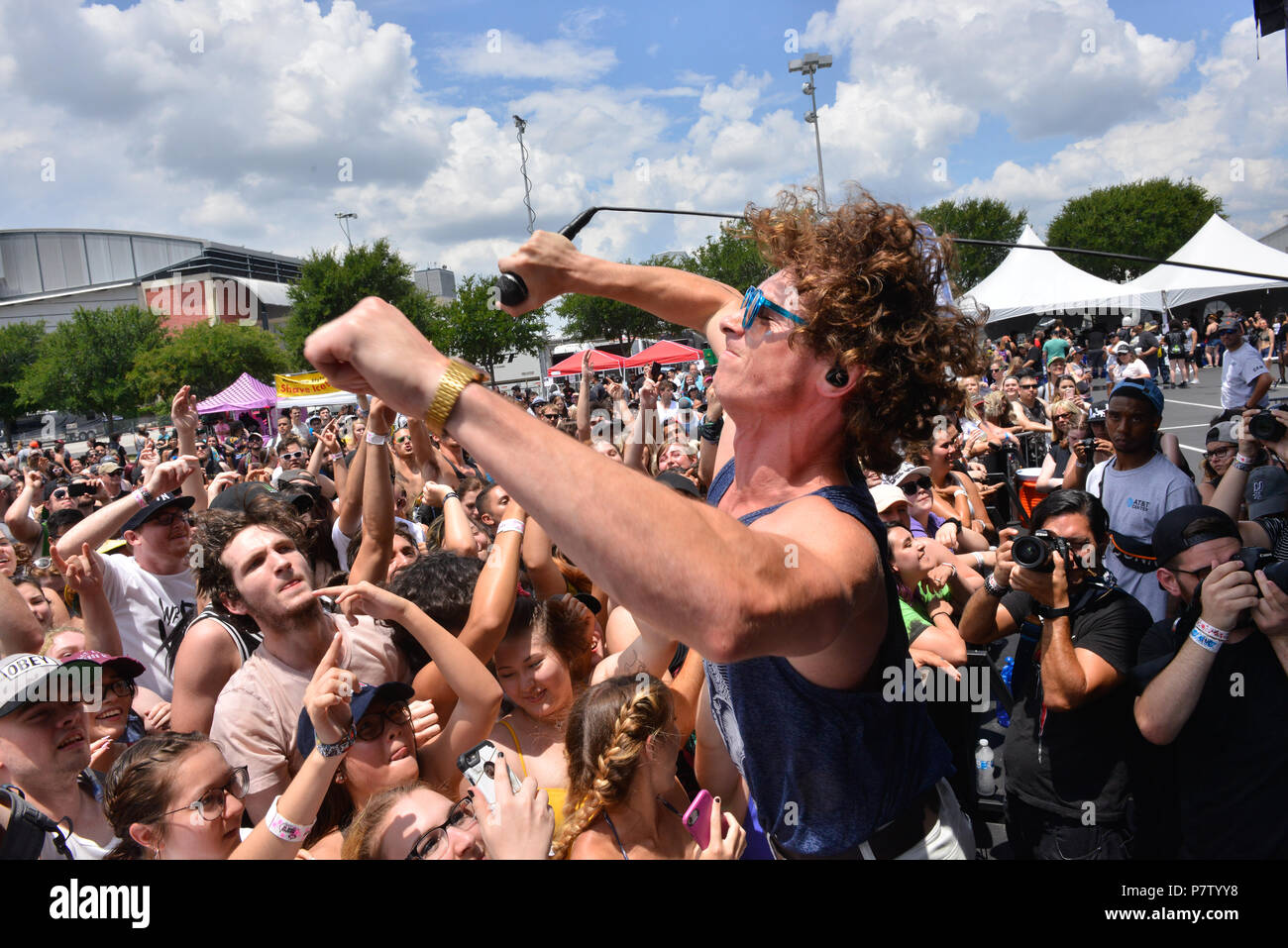 San Antonio, Stati Uniti d'America. Il 7 luglio 2018. ROB DAMIANI di Rob Broco compie durante il Vans warped tour Giugno 7, 2018 in San Antonio, Texas. Credito: Robin Jerstad/Alamy Live News Foto Stock