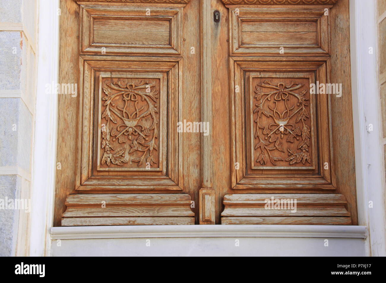 Portale residenziale di real estate in Ano Syros e distretti Emoupolis su Syros Island, a sud del Mar Egeo, Grecia, Peter Grant Foto Stock