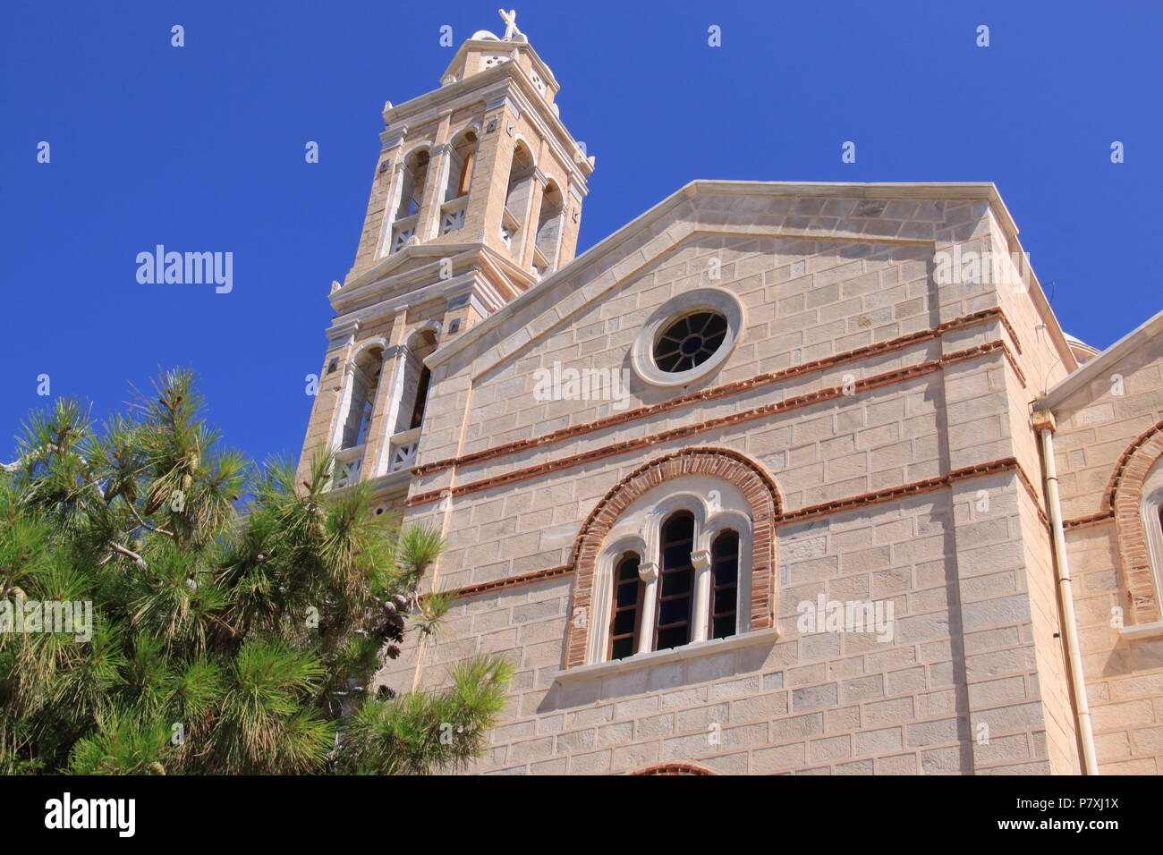 Vista della Chiesa Anastasi in Ano Syros, Syros Island, a sud del Mar Egeo, Grecia, Peter Grant Foto Stock