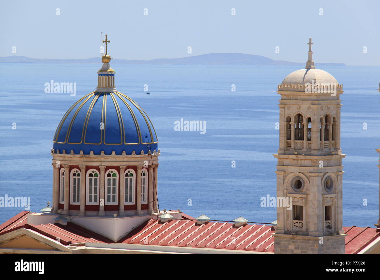 Vista del magnifico Agios Nikolas, Ano Syros, Syros Island, a sud del Mar Egeo, Grecia, Peter Grant Foto Stock