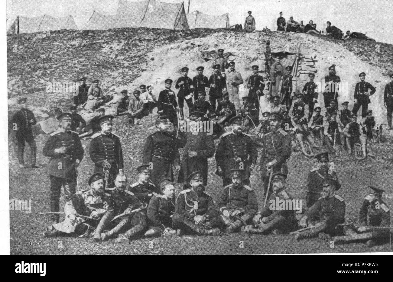 I soldati di guardia finlandese sharpshooter battaglione (Henkikaartin 3. La Suomen Tarkk'ampujapataljoona in finlandese, - 3- in russo) durante la Battaglia di Gorni Dubnik (guerra Russo-Turkish 1877-78) . tra il 1877 e il 1878 160 soldati finlandesi durante la Battaglia di Gorni Dubnik Foto Stock