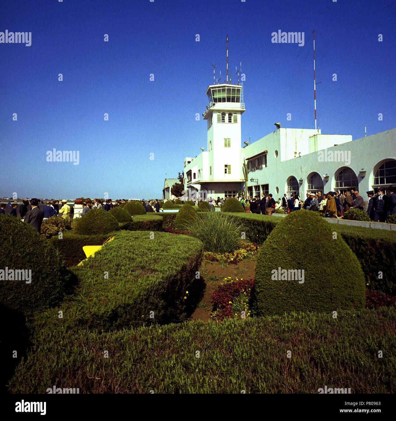 AEROPUERTO en los años 60:TORRE DE CONTROL. Posizione: AEROPUERTO, Los Rodeos, TENERIFFA, Spagna. Foto Stock