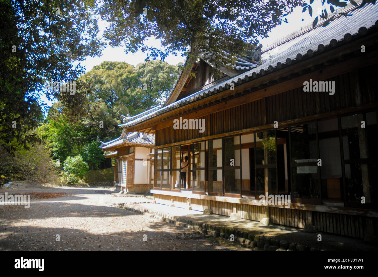 Giapponese casa vecchia si trova a shizuoka, giappone. la casa in ... Come è fatto il legno