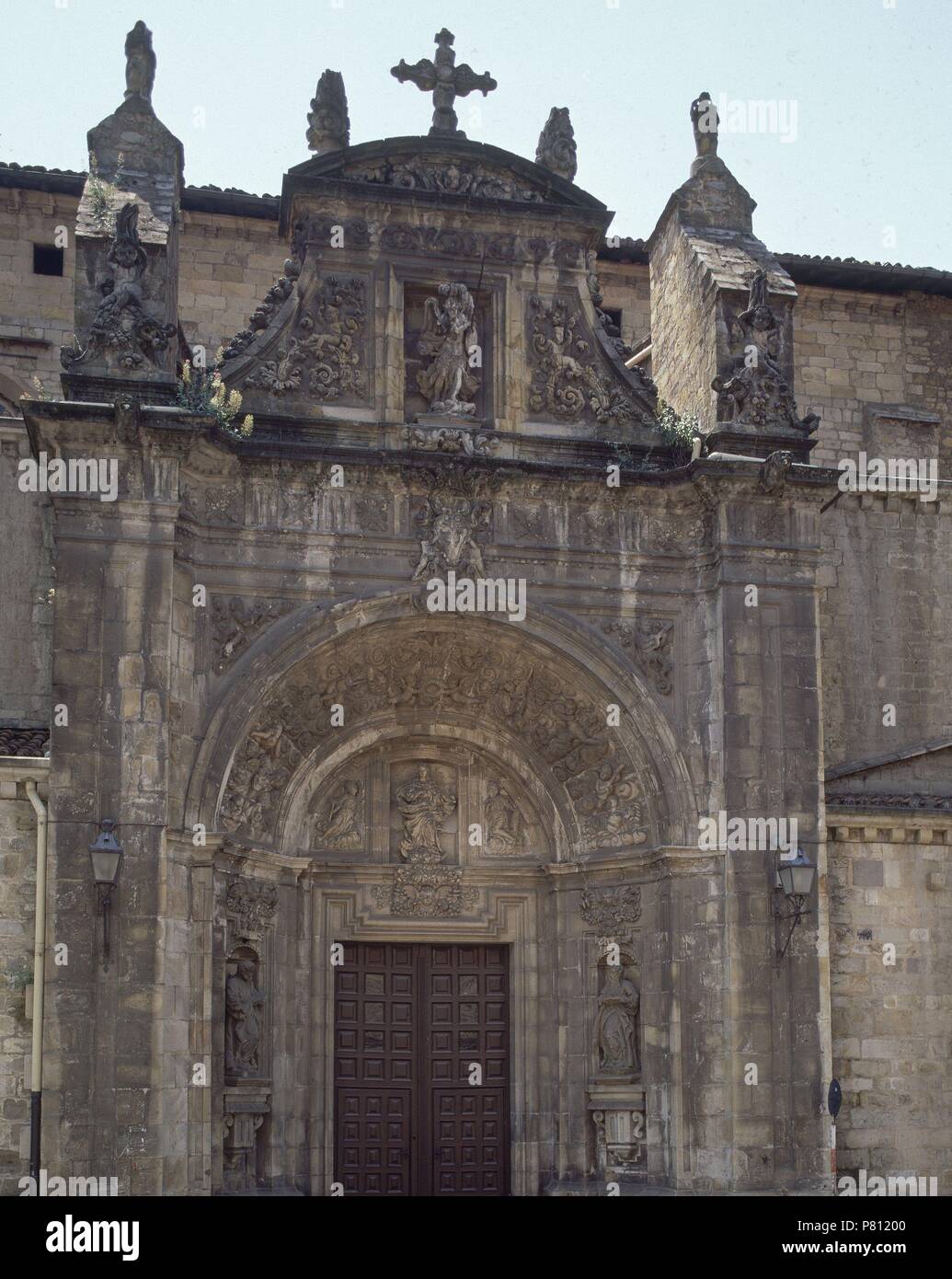 PORTADA BARROCA DE LA IGLESIA DE SAN MIGUEL DE OÑATE - SIGLO XVIII. Posizione: ST. MICHAEL è la Chiesa, ONATE, GUIPUZCOA, Spagna. Foto Stock