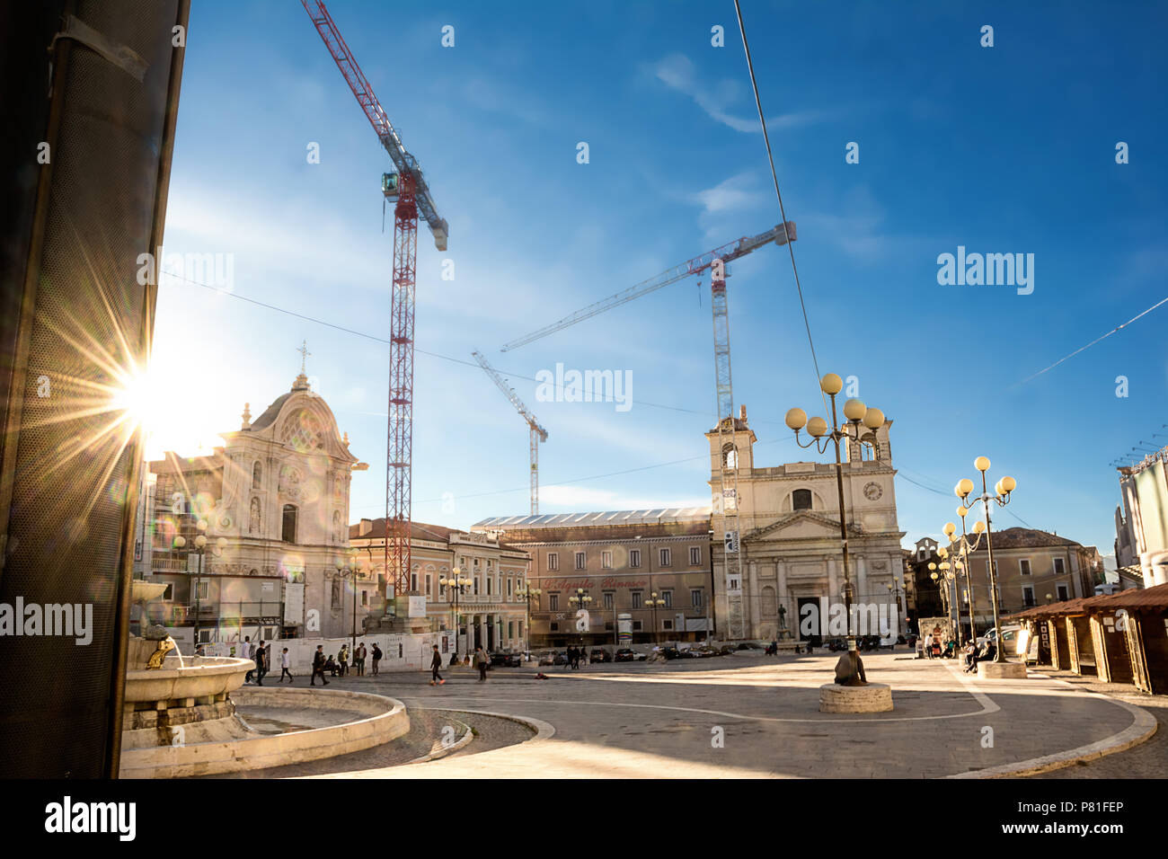 L'Aquila - Italia - 14 Ottobre 2017: Piazza del Mercato dell'Aquila in ricostruzione dopo il terremoto Foto Stock