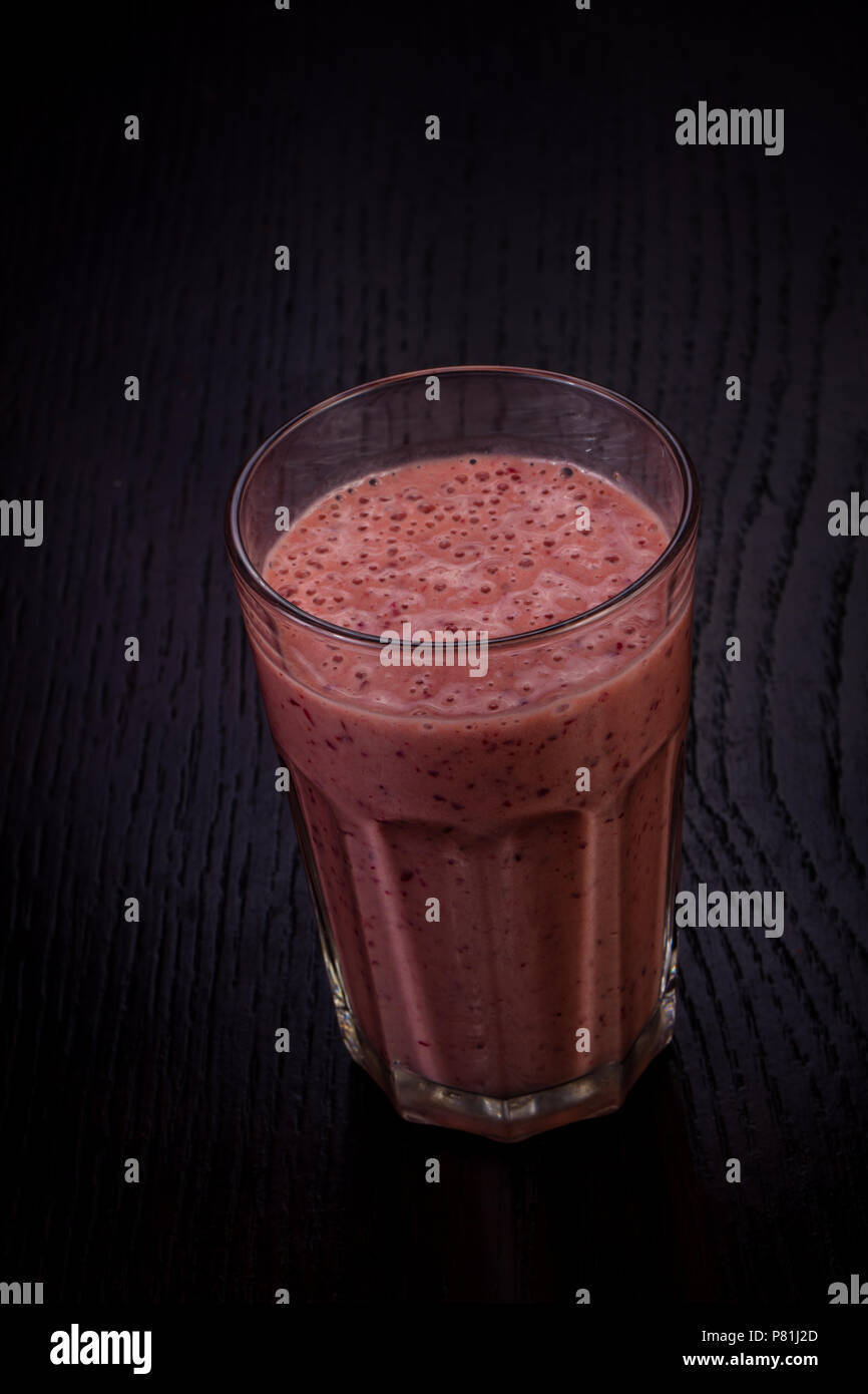 Sweet lampone smoothie mix di cocktail Foto Stock