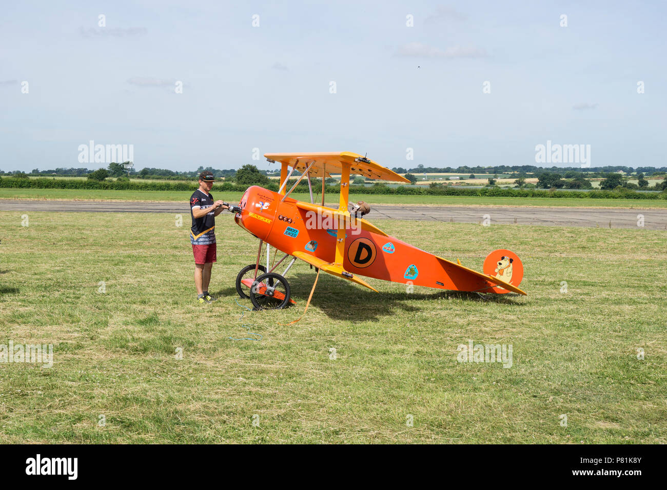 Modello di grandi dimensioni di Fokker Dr.I triplano con builder a le ali e le ruote Foto Stock