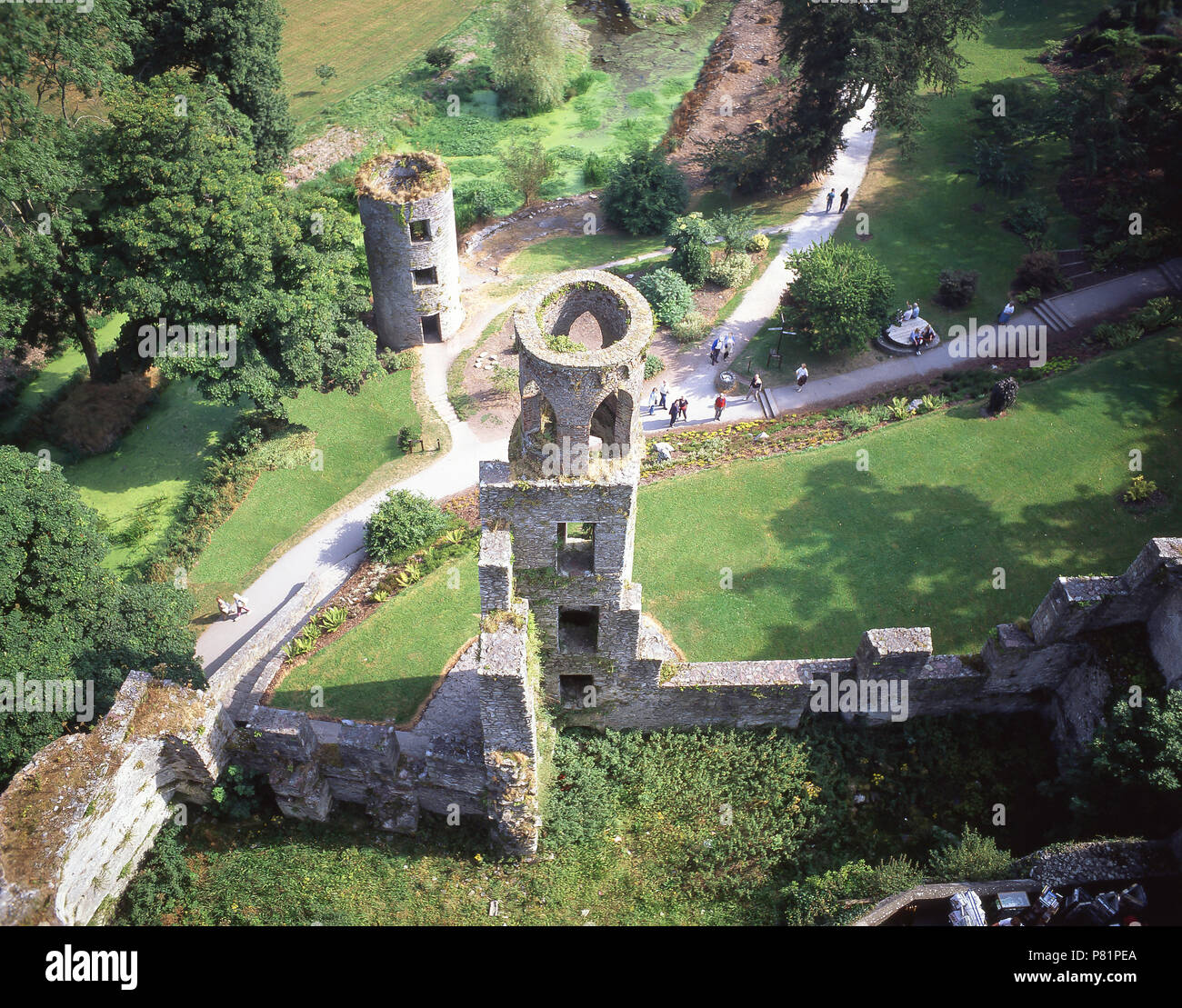 Vista dal castello in cima a mantenere mostra tower, Blarney Castle, Blarney, County Cork, Repubblica di Irlanda Foto Stock