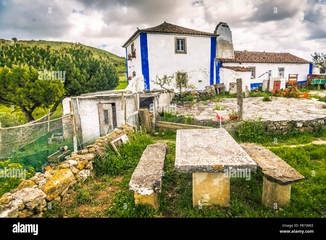 Il villaggio tradizionale di Aldeia da Mata Pequena vicino Lisbona, Portogallo. Foto Stock