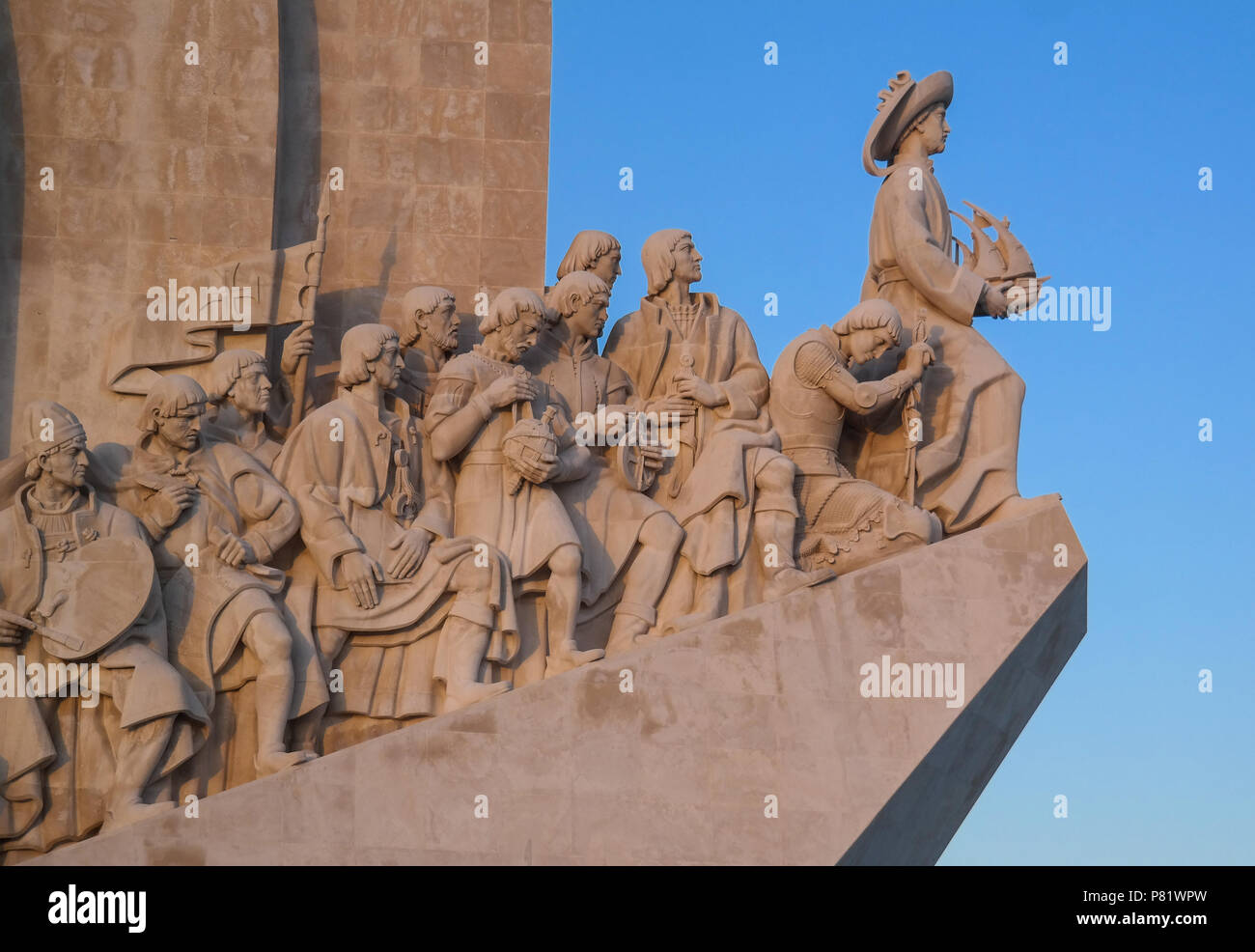 Lisbona, Portogallo, il Monumento delle Scoperte, Padrão dos Descobrimentos Foto Stock