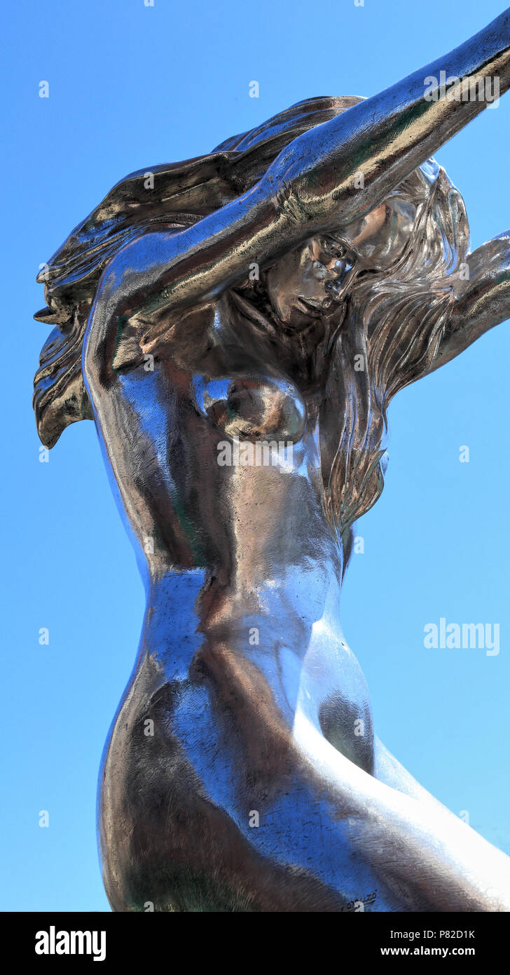 Lorenzo Quinn - La forza della natura, scultura, Venezia 2018 Foto Stock