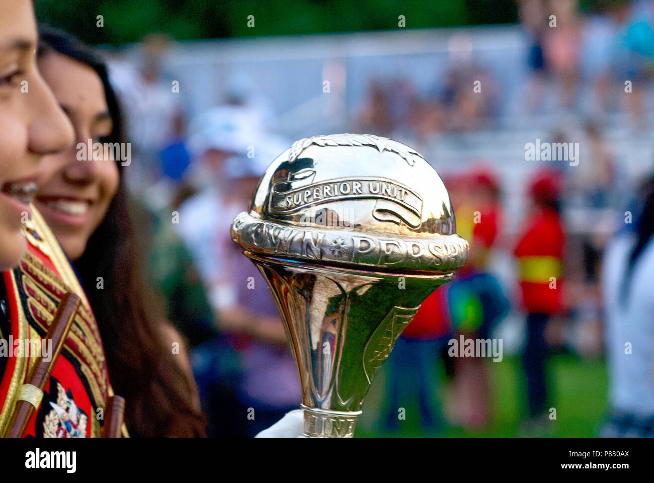 Fort Myer, Virginia, Stati Uniti d'America - 13 Giugno 2018: Close-up del macis detenute da CW2 Jac'kel laghetti, grande tamburo di U.S. Army Band "Pershing la propria". Foto Stock