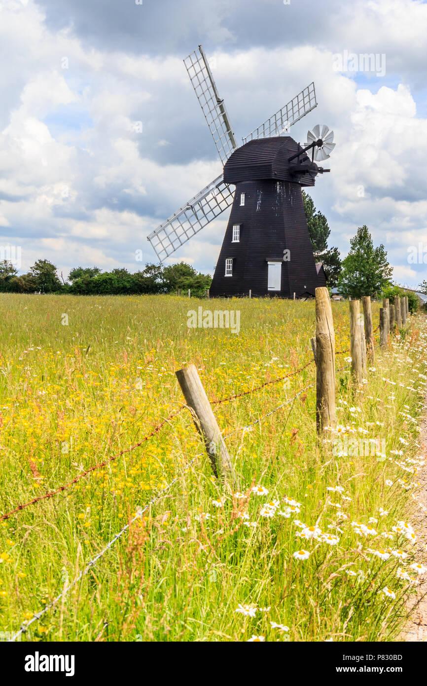 Lacey il mulino a vento di verde, Princes Risborough, Buckinghamshire, Inghilterra Foto Stock