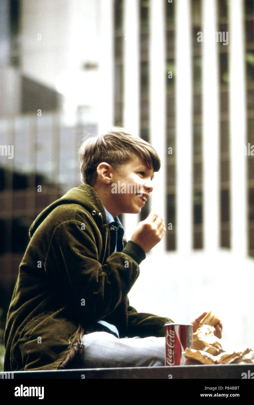 Piazza Fontana nel centro cittadino di Cincinnati - mangiato in parte anteriore del Du Bois torre 05 1973 Foto Stock