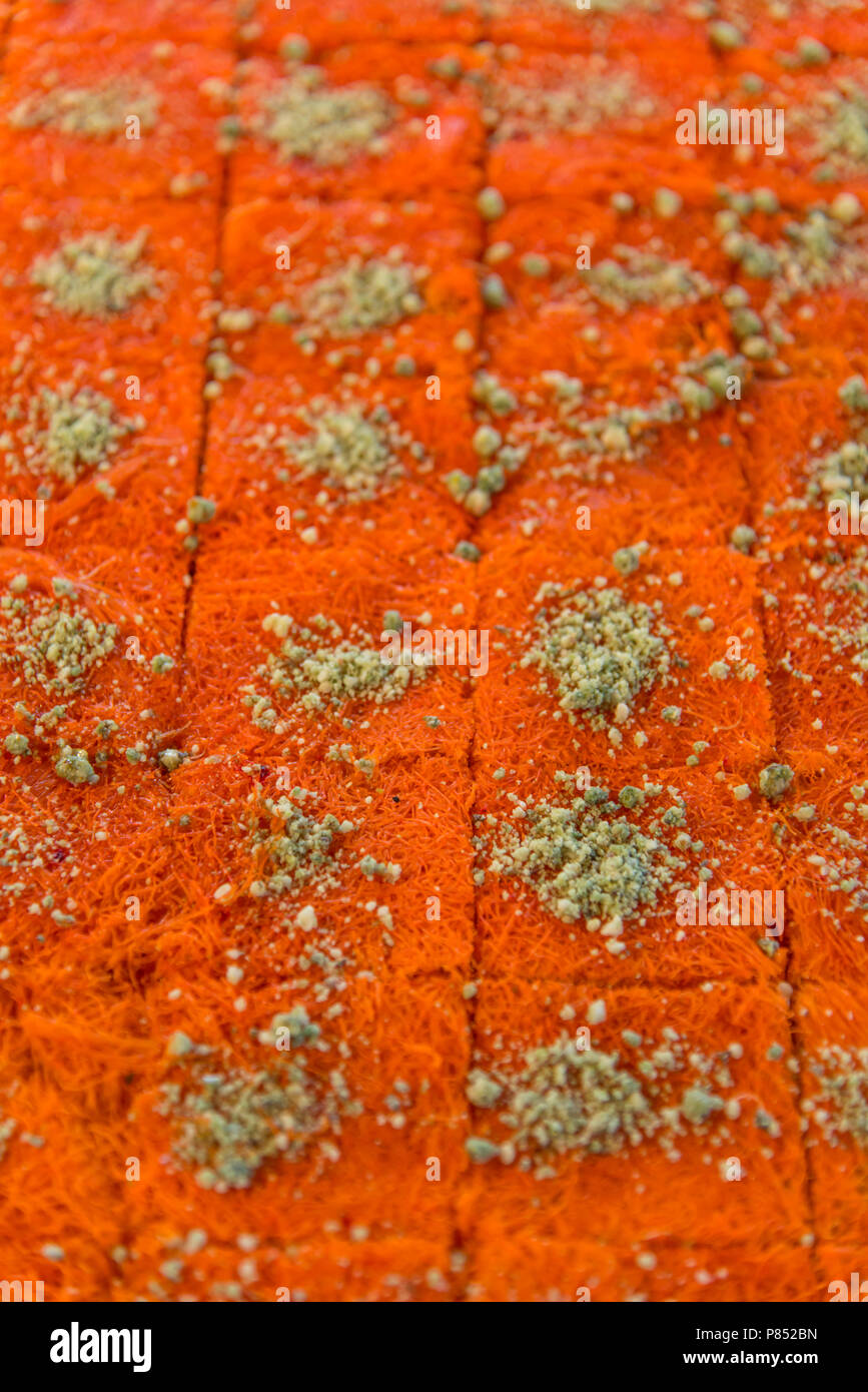 Kanafeh, tradizionale dessert arabo Foto Stock
