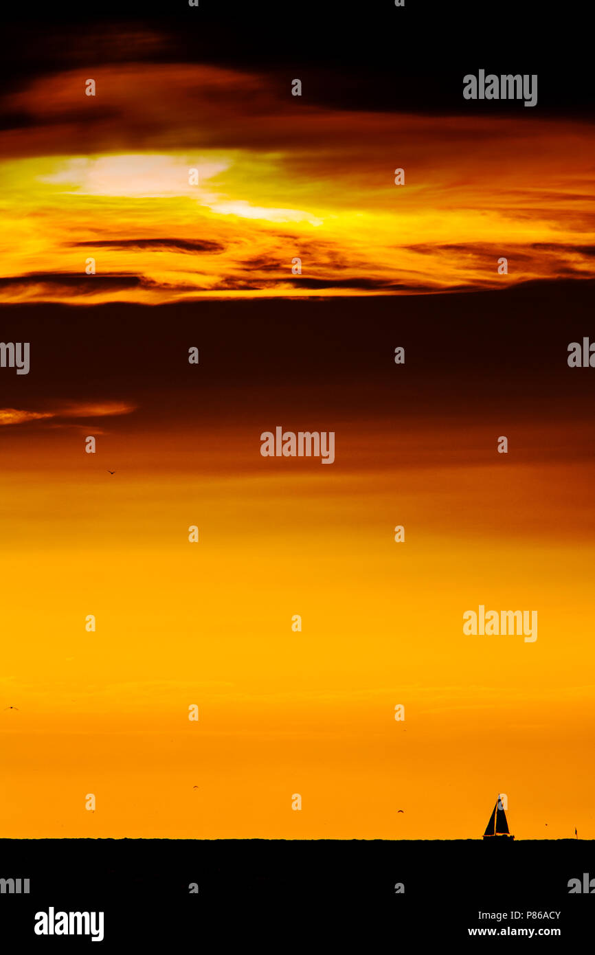 Boot op het Noorzee, imbarcazione nel Mare del Nord Foto Stock