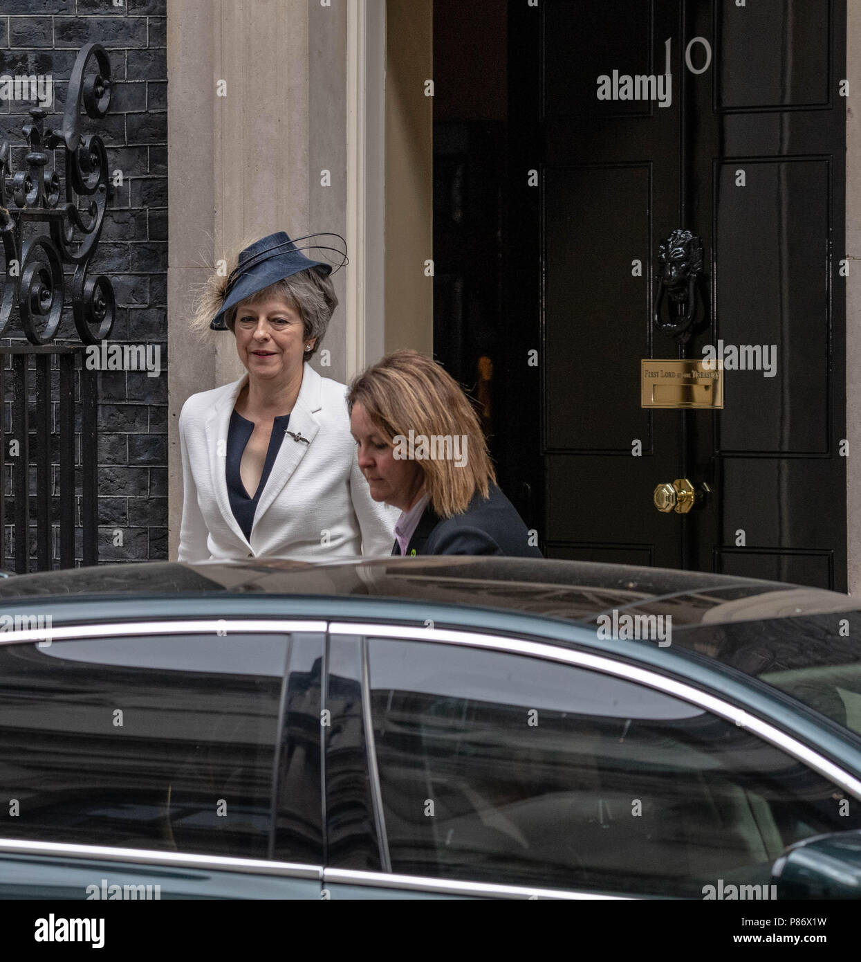 Londra, 10 luglio 2018, ,il Primo ministro, Theresa Maggio,foglie 10 Downing Street, Londra per la RAF 100 servizio a Westminster Abbey Credit Ian Davidson/Alamy Live News Foto Stock