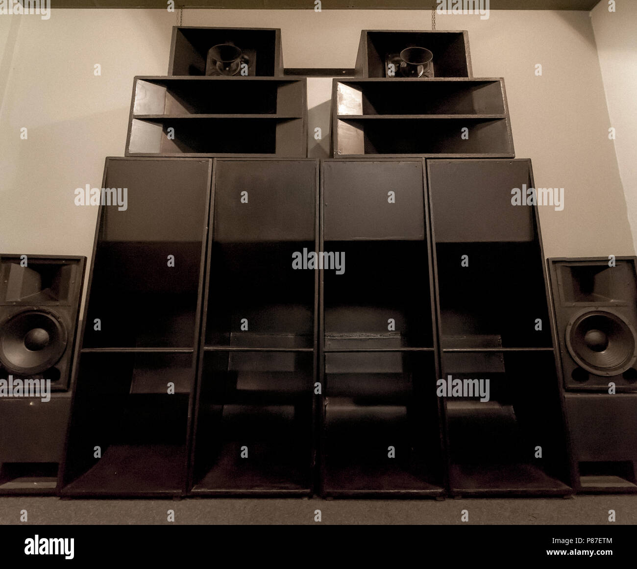 Audio system immagini e fotografie stock ad alta risoluzione - Alamy