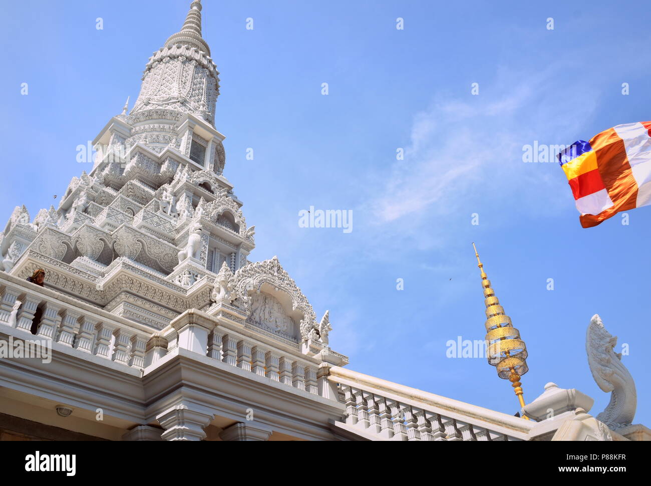 Famoso stupa buddisti e tempio di Phnom Oudong, ex capitale reale di Cambogia Foto Stock