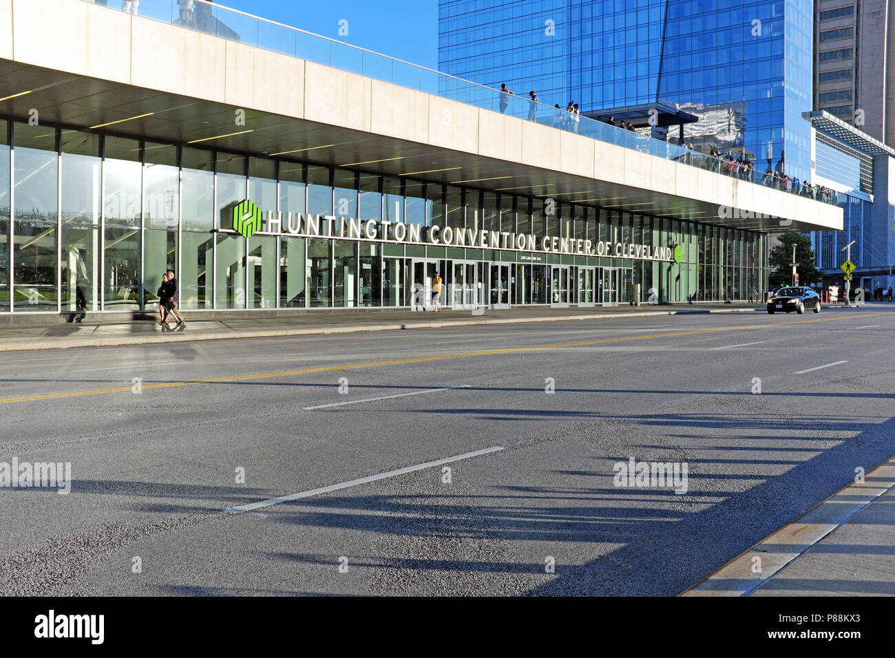 Huntington Convention Center di Cleveland ingresso principale su Lakeside Avenue nel centro di Cleveland, Ohio, USA. Foto Stock