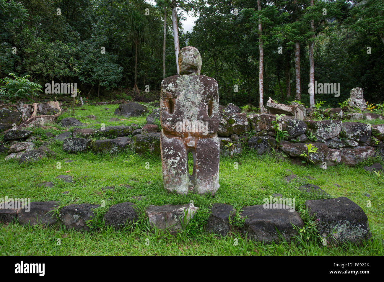 Tiki statua, Hiva Oa, Isole Marchesi Foto Stock