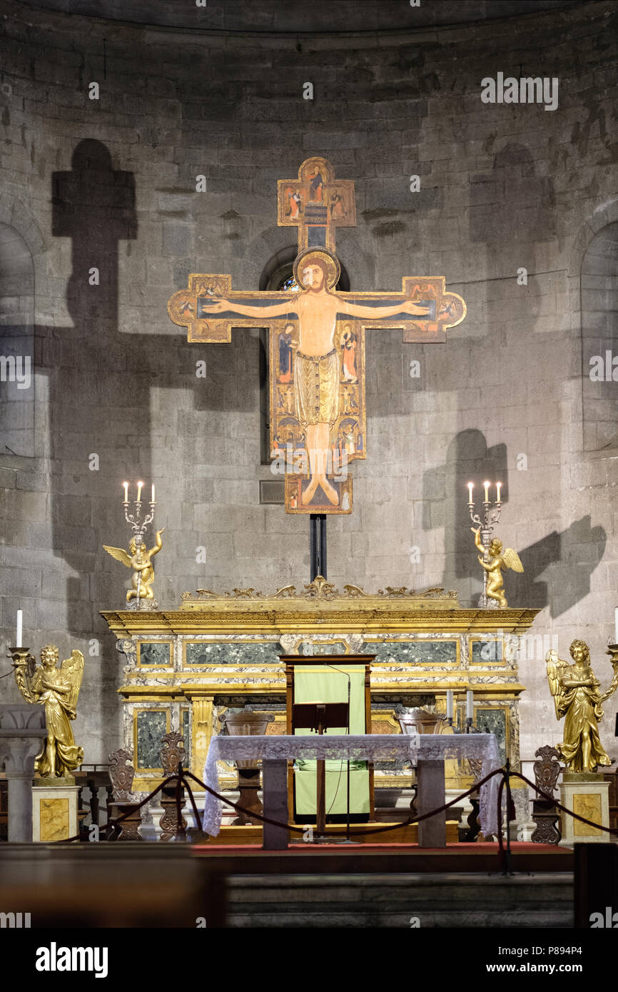 Interno della chiesa di San Michele in Foro, Chiesa di San Michele in Foro, Lucca, Toscana, Italia, Europa Foto Stock