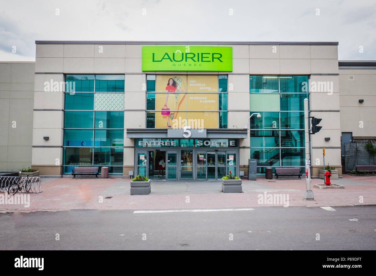 Laurier centro commerciale per lo shopping nella città di Québec in Canada Foto Stock