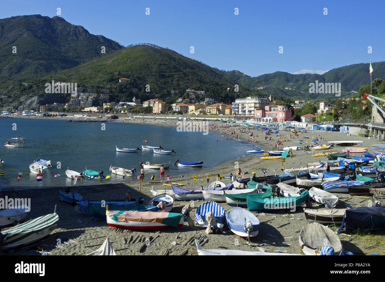 Levanto Beach, la Riviera Italiana, il Parco Nazionale delle Cinque Terre, Italia Foto Stock