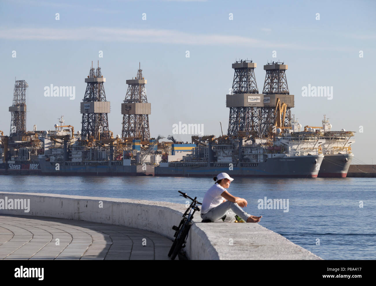 Quattro " pacifico " Foratura drillships in attesa per i nuovi contratti in Las Palmas porta su Gran Canaria Foto Stock