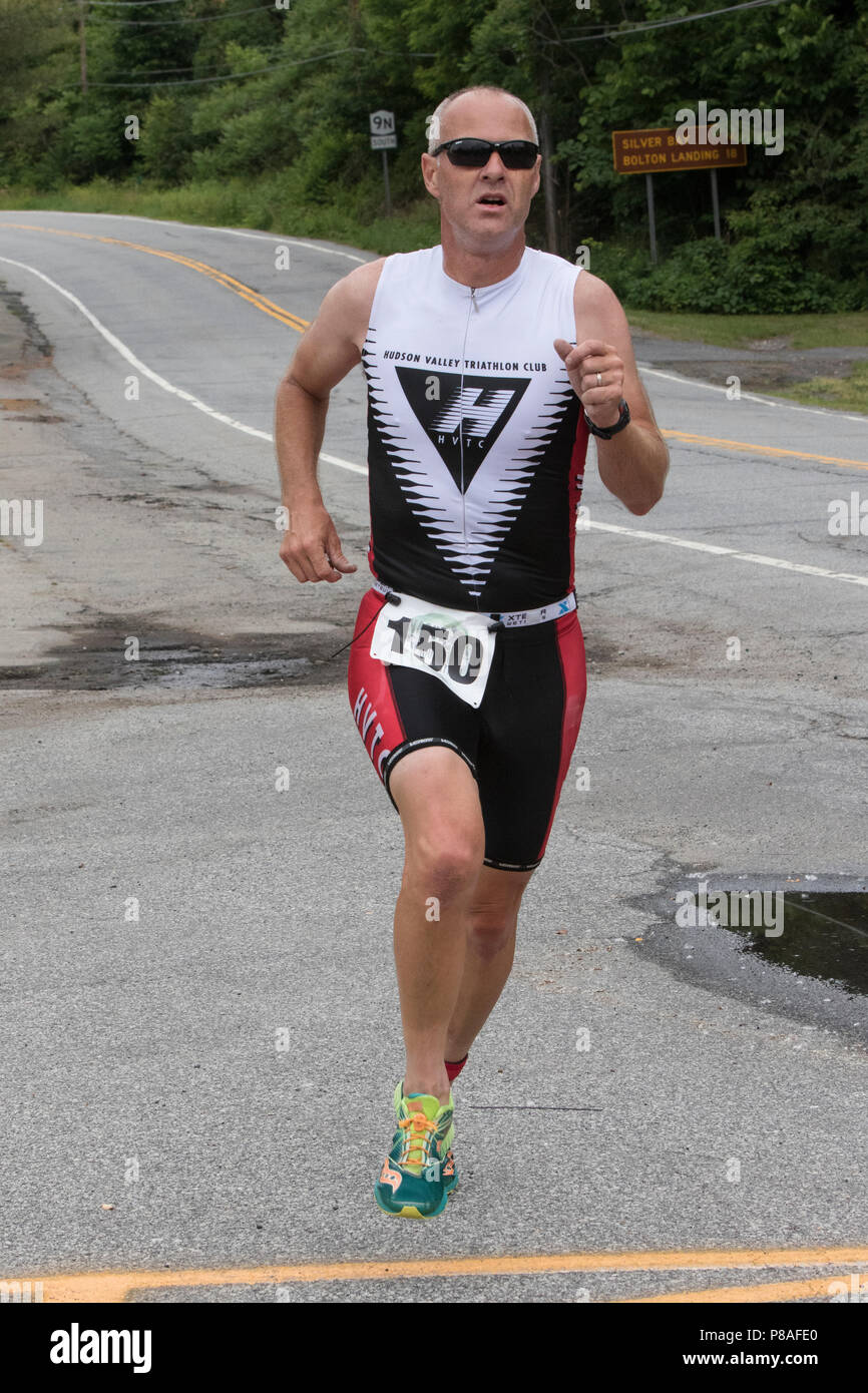 Mark Wilson durante la seconda esecuzione segmento al 2018 Aia Festival Endurance Duathlon Foto Stock