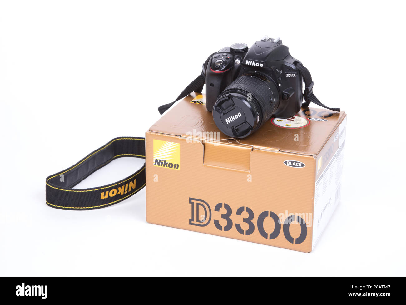 Leeuwarden, Paesi Bassi, 18 maggio 2018 - Nikon D3300 fotocamera con la scatola Foto Stock