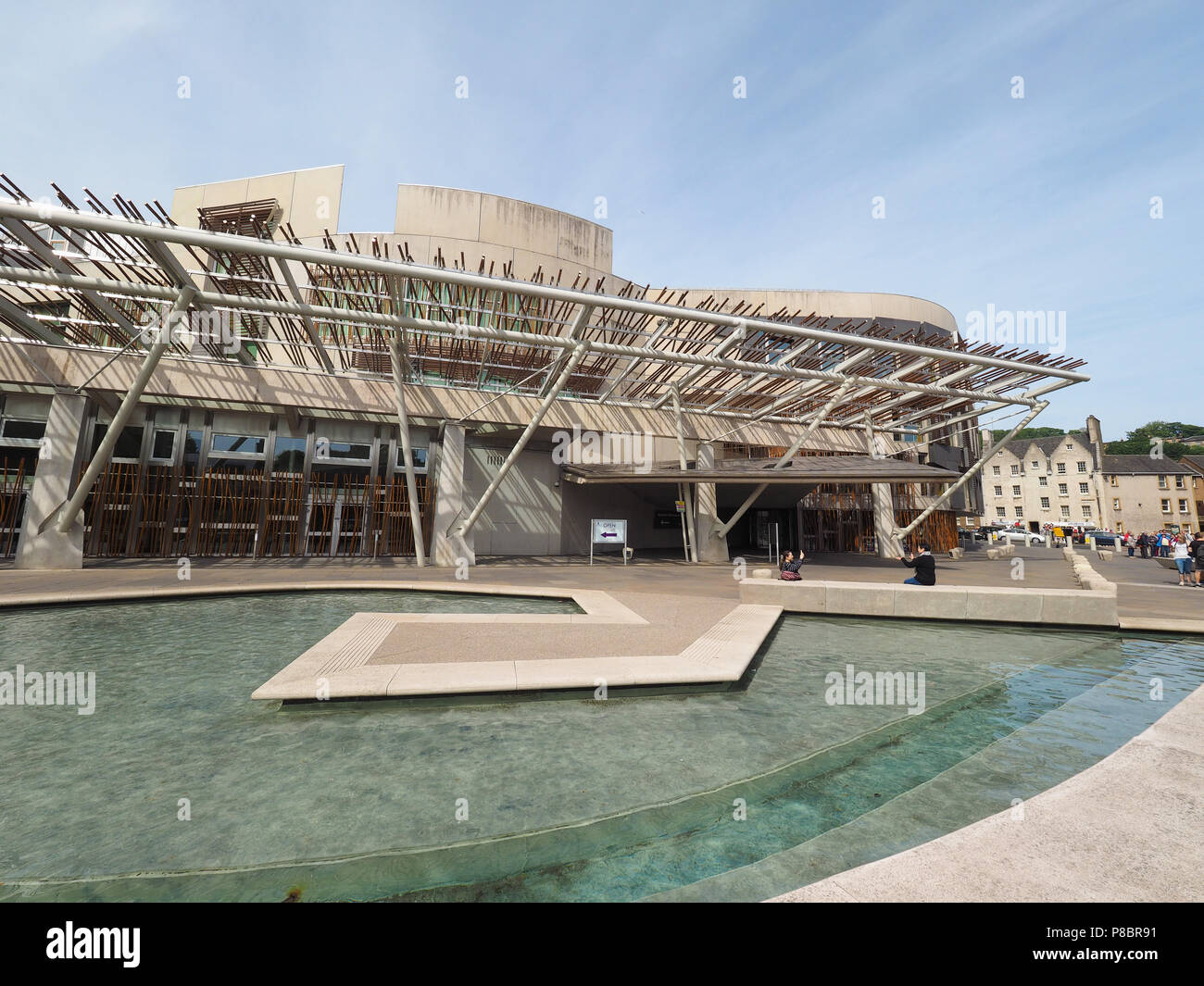 EDINBURGH, Regno Unito - circa giugno 2018: Il Parlamento Scozzese (aka Parlamaid na h-Alba in gaelico) Foto Stock