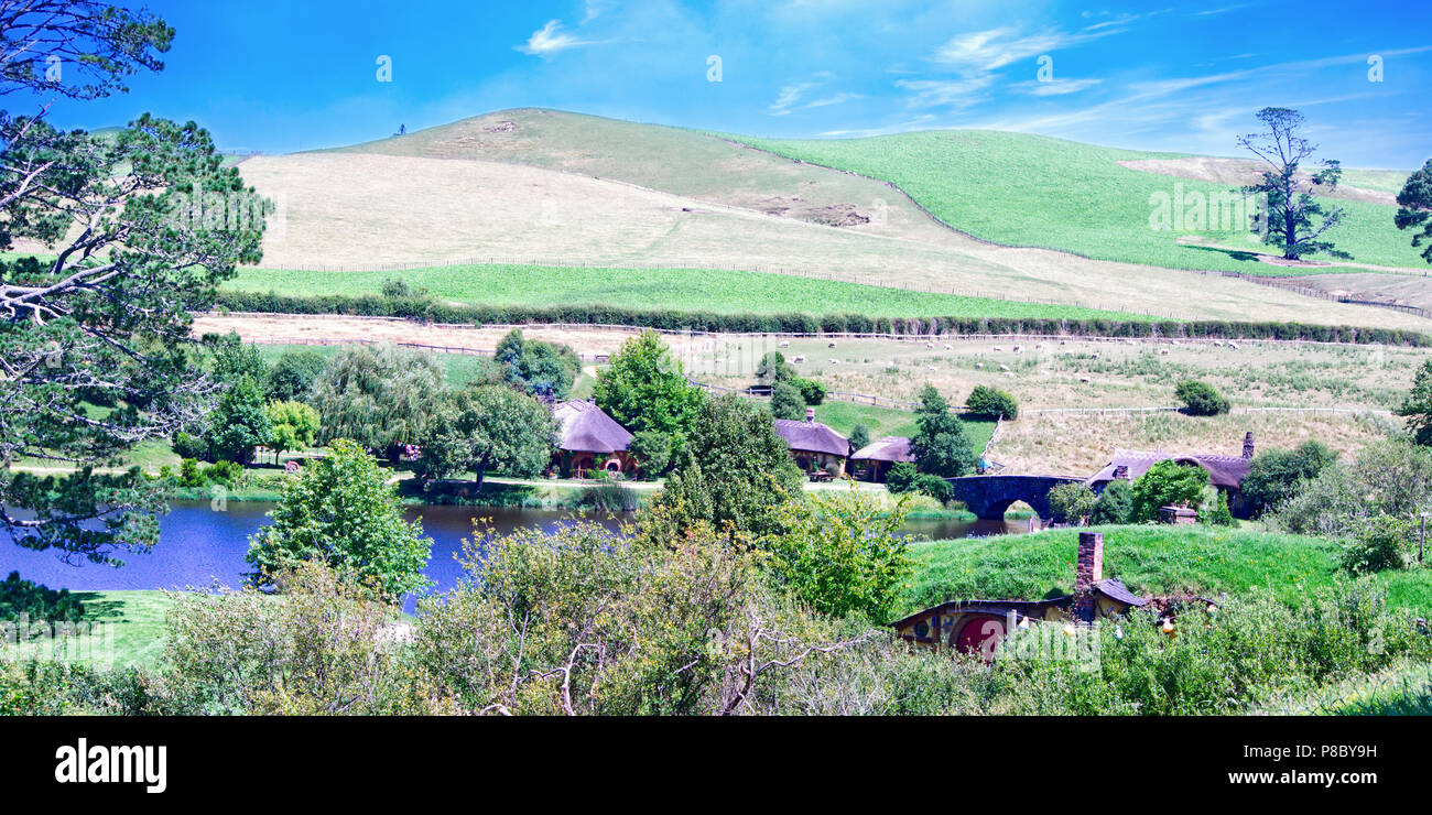 Vista superiore della Hobbiton Movie set, NZ Foto Stock