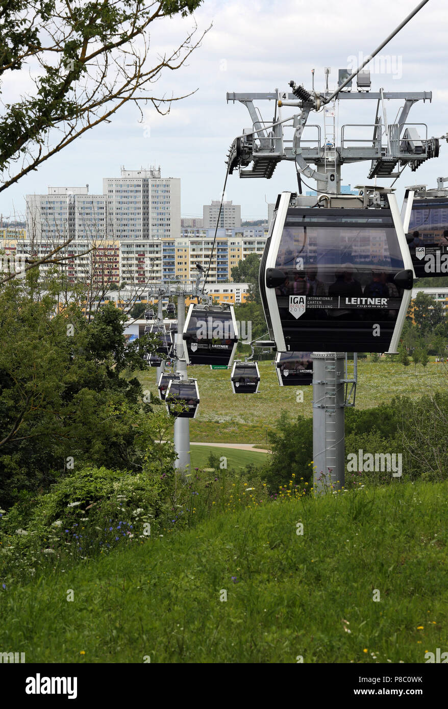 Berlino, Germania, gondola della funivia sui giardini del mondo Foto Stock