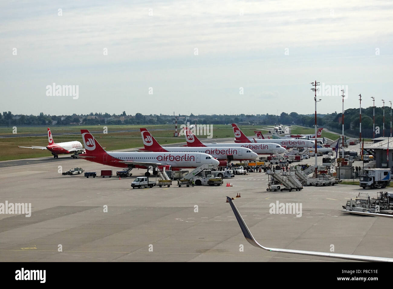 Berlino, Germania, gli aerei della compagnia aerea Air Berlin all'aeroporto Tegel di Berlino Foto Stock