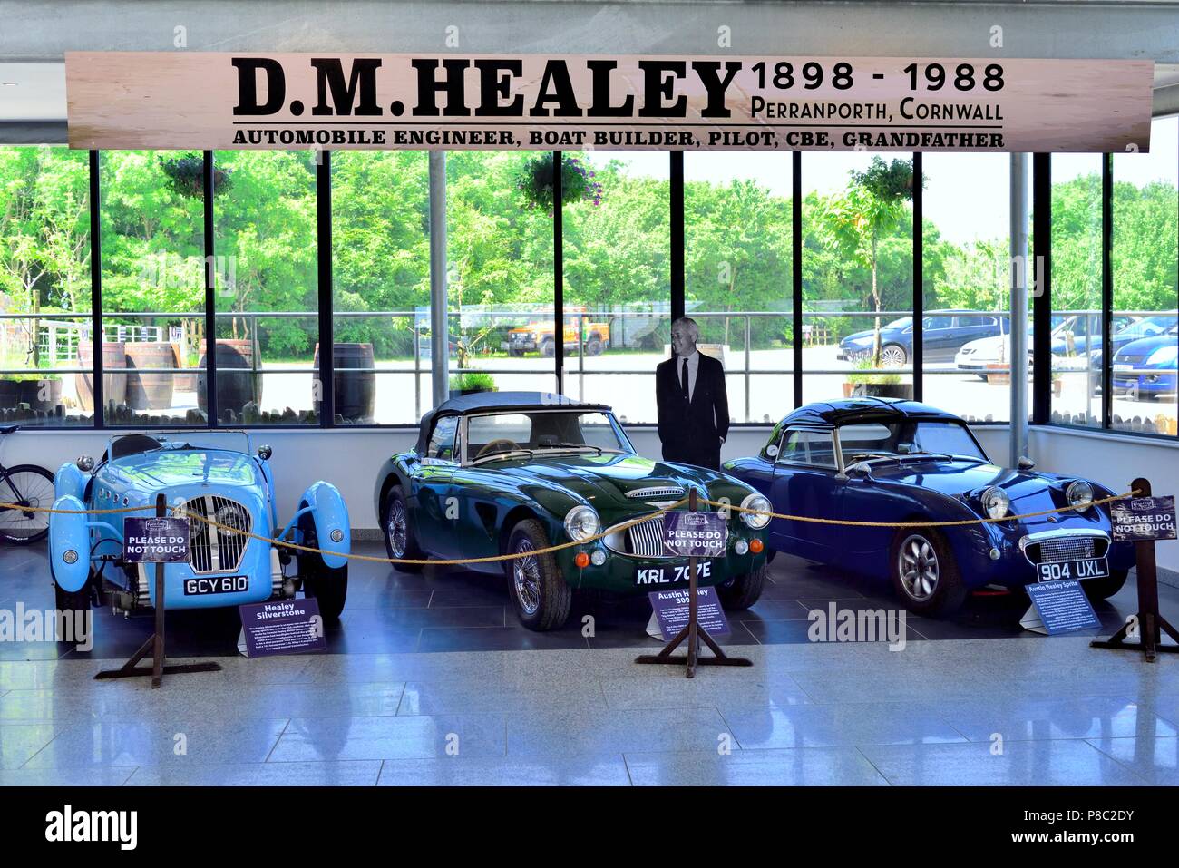 D.M Healey auto sul display,Healeys Cornish sidro Farm,Penhallow, Truro,Cornwall,l'Inghilterra,UK Foto Stock