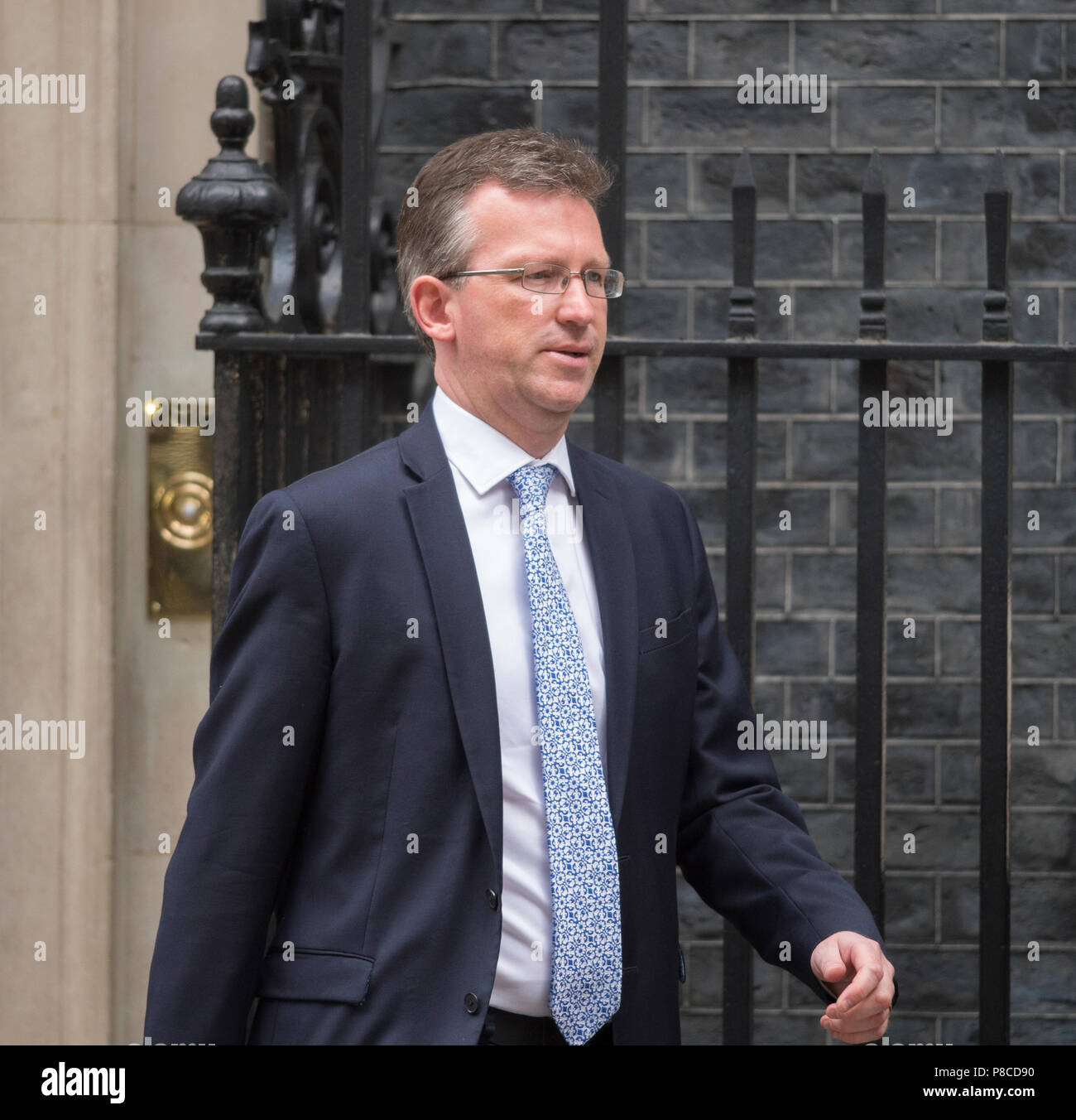 A Downing Street, Londra, Regno Unito. Il 10 luglio 2018. Jeremy Wright, appena nominato segretario di Stato per la cultura dei mezzi di comunicazione e dello Sport in rimpasto lascia Downing Street dopo settimanale di riunione del gabinetto. Credito: Malcolm Park/Alamy Live News. Foto Stock