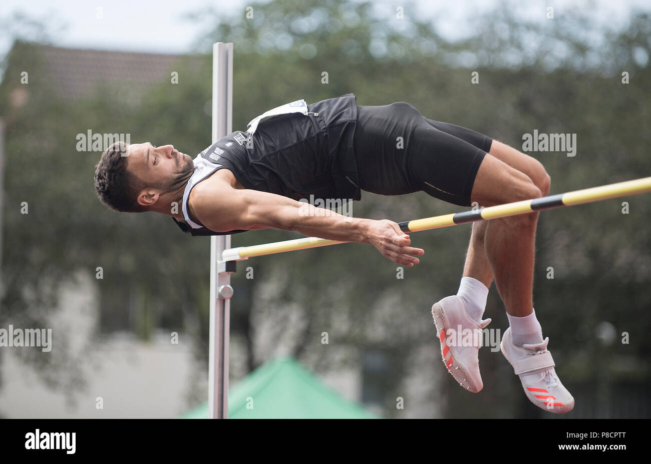 Tim Nowak (GER / SSV Ulm 1846), azione, salto in alto. Atletica leggera Stadtwerke Ratingen tutti-intorno all incontro, dal 16.06. -17.06.2018 in Ratingen / Germania. © Sven Simon Agenzia Fotografica GmbH & Co. Premere Photo KG # Prinzess-Luise-Str. 41 # 45479 M uelheim / Ruhr # Tel. 0208/9413250 # Fax. 0208/9413260 # Kto. 244 293 433 # P ostbank E ssen # BLZ 360 100 43 # e-mail: svensimon@t-online.de #www. | Utilizzo di tutto il mondo Foto Stock