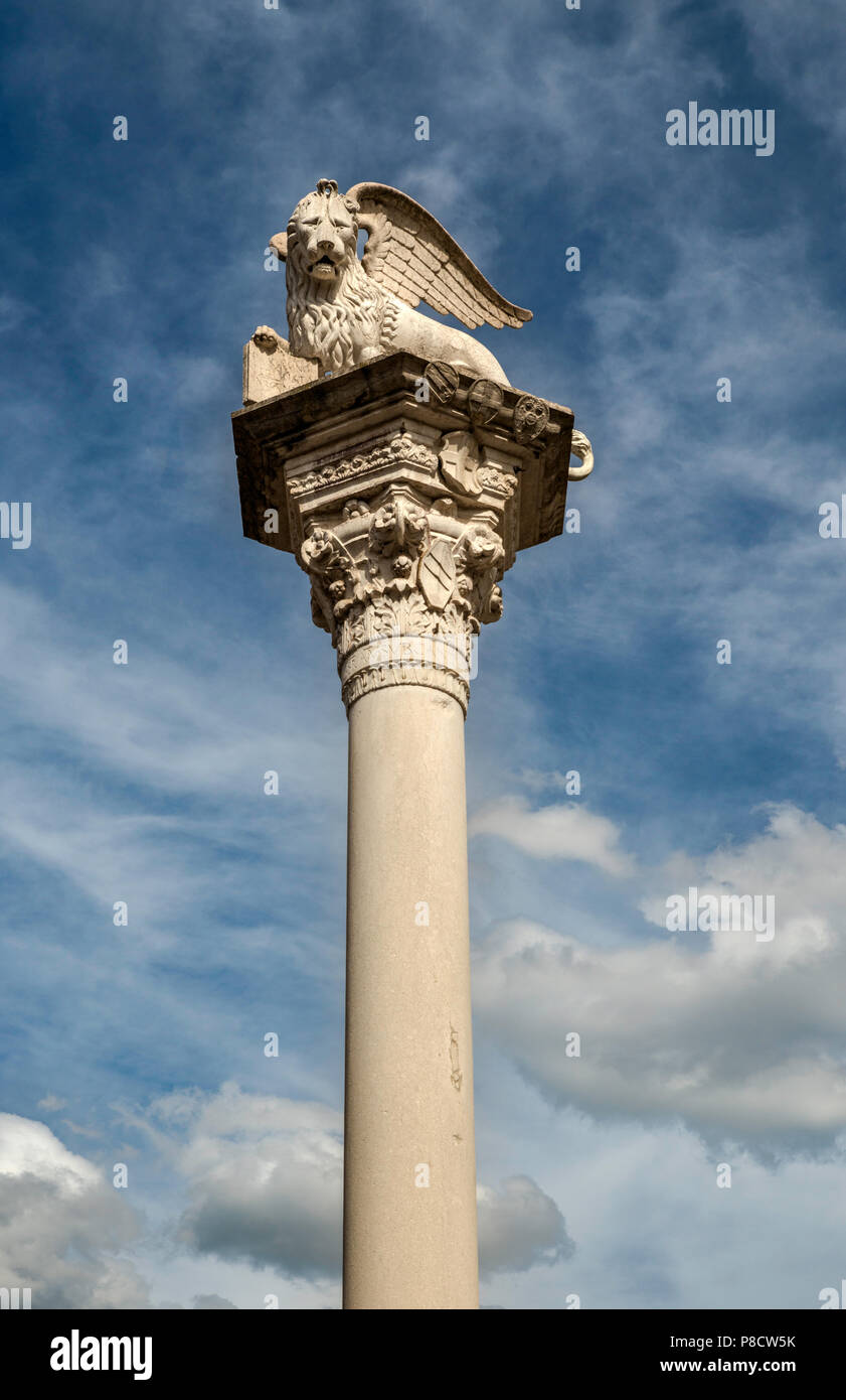 Leone alato di Venezia statua, colonna a Piazza dei Signori, Vicenza, Veneto, Italia Foto Stock