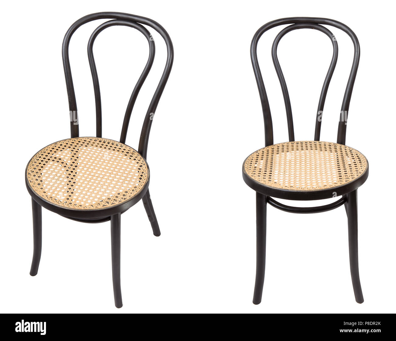 Nero sedia in legno, isolata. Antiquariato sedie di legno su sfondo bianco. Foto Stock