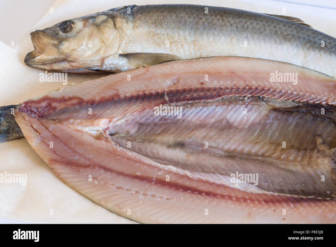 Manx con salmone o skeddan jiarg naturalmente aringhe affumicate prodotte nell'Isola di Man Foto Stock