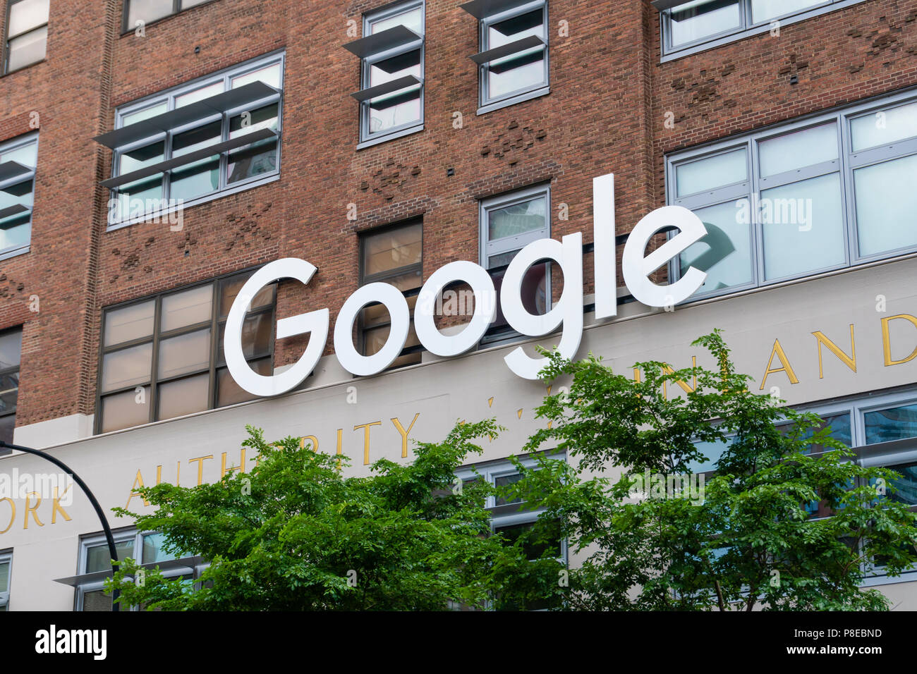 Google accedi al di fuori degli uffici di Google a New York City Foto Stock