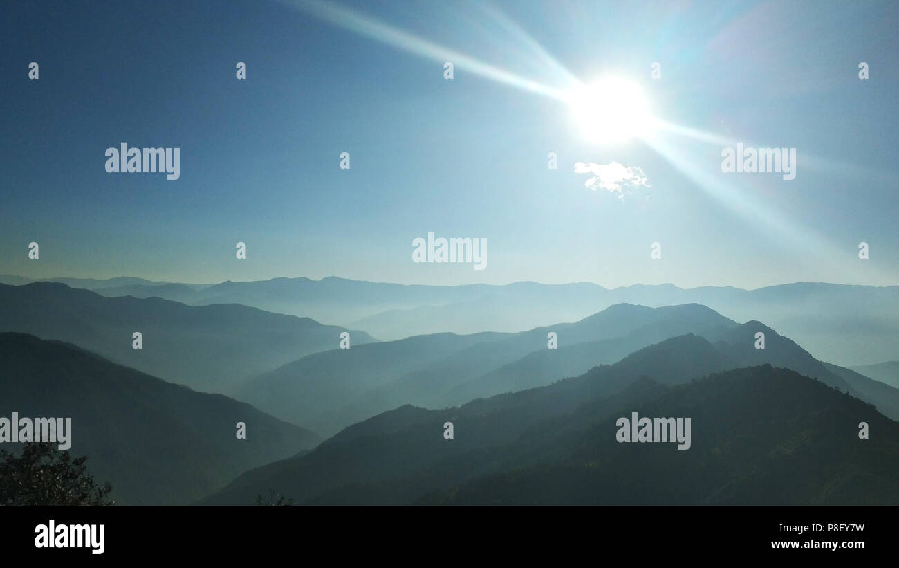Il sole stava colpendo in linea di montagna, Tedim Stato Chin Stato del Myanmar Foto Stock
