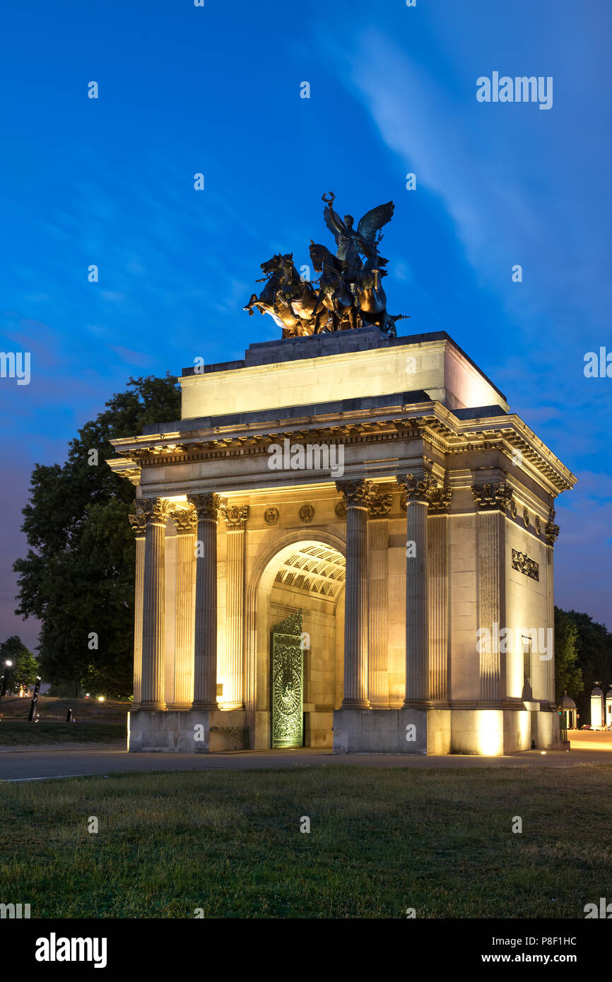 Wellington Arch, (noto anche come Costituzione Arch), Hyde Park Corner, Londra. Regno Unito Foto Stock