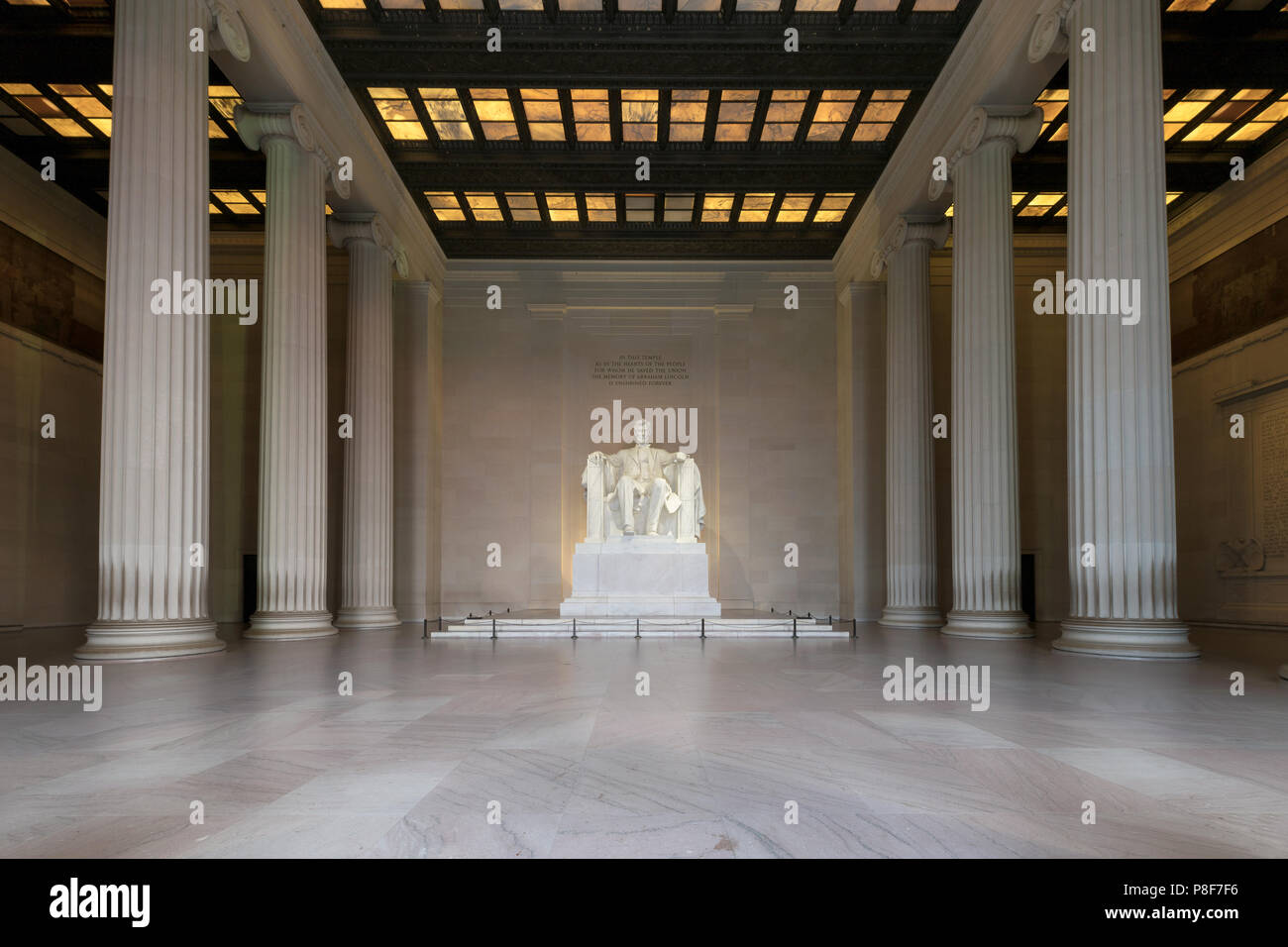 Lincoln Memorial all'interno di sunrise Foto Stock